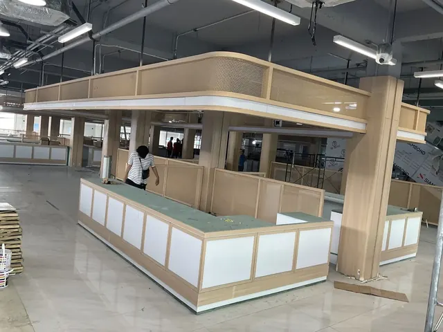 ซุ้มร้านและเคาน์เตอร์ศูนย์อาหาร รูปที่ 1