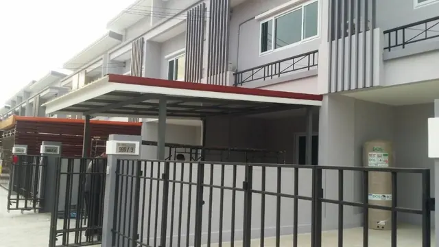 ต่อเติมหลังคาหน้าบ้านและครัว รูปที่ 3